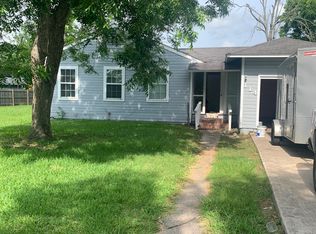 114 Lakeside Dr, Orange, TX 77630