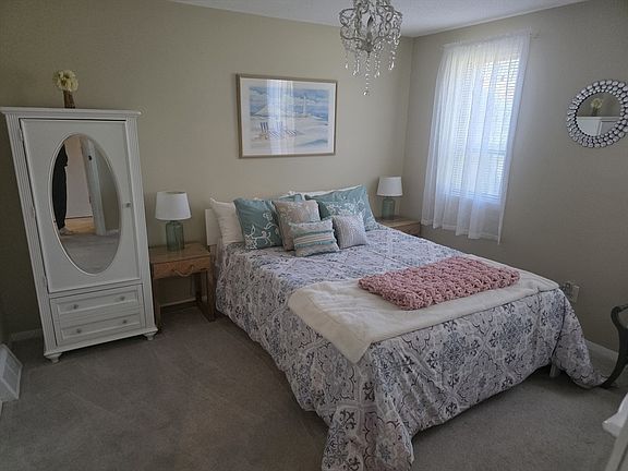 2nd image of 26 Granby Hts #26