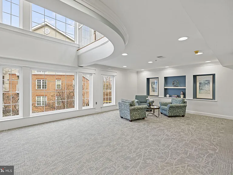 7011 Falls Reach Dr #103 — Photo 25