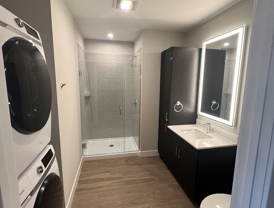 2nd image of 288 Revolution Dr #446