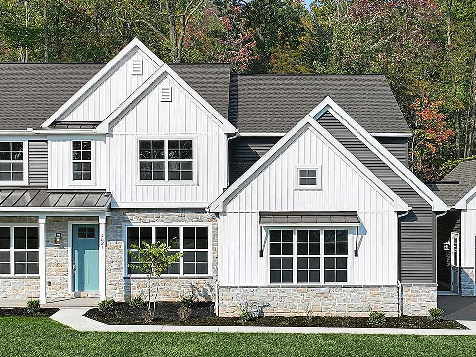 Customized Kingston Exterior at Mountaindale New Home Community in Harrisburg