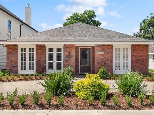 532 Colonial Club Dr, New Orleans, LA 70123