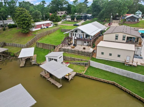 371 Woodland Shores Dr, Pointblank, TX 77364