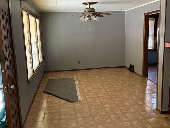 5th image of 3554 W 97th St