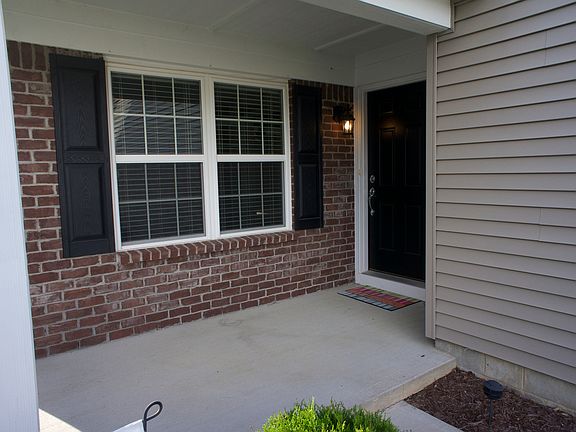 4th image of 8050 Loveridge Dr