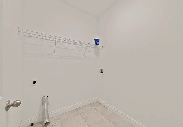 2117 W Swanson Dr — Photo 8