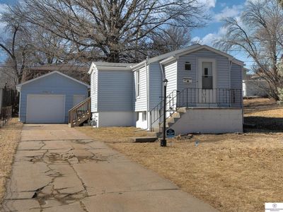 2006 N 70th St, Omaha, NE, 68104