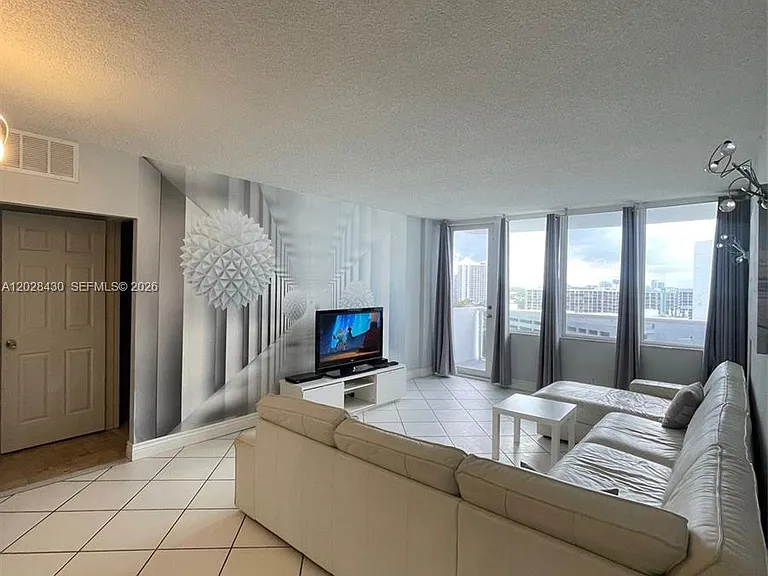 3725 S Ocean Dr #1219 — Photo 10