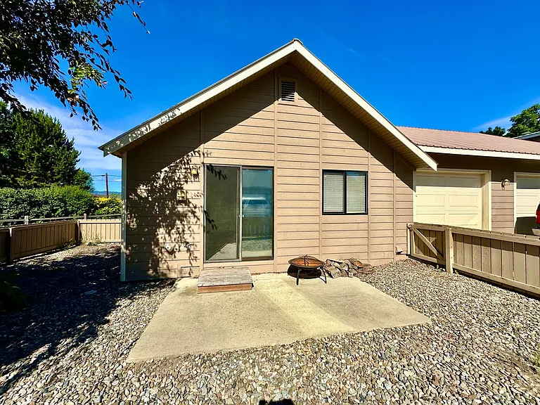 1204 N Brooklane St — Photo 34