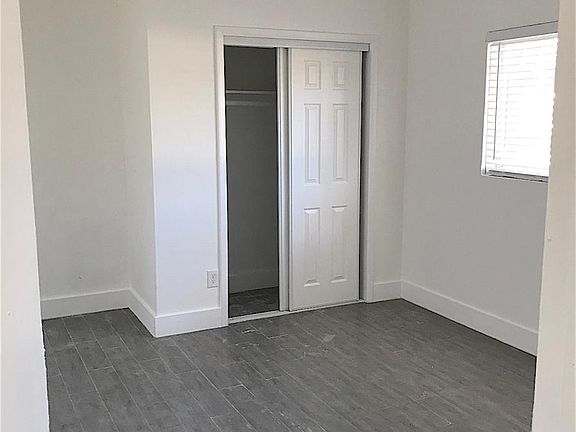 3rd image of 780 NE 123rd St APT 1