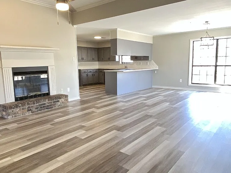 206 Stonecliff Dr — Photo 9