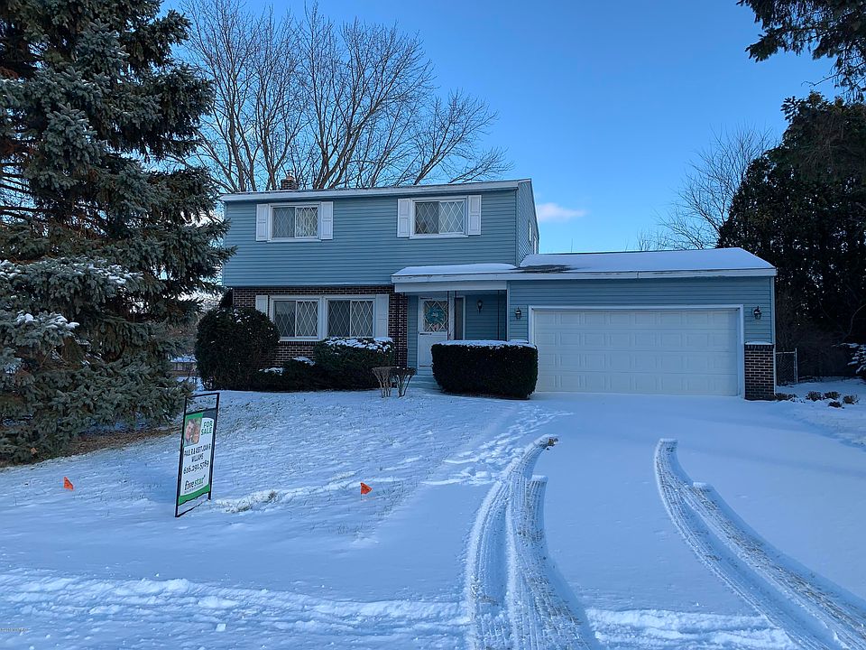 1st image of 5760 Pinetree Ave SE