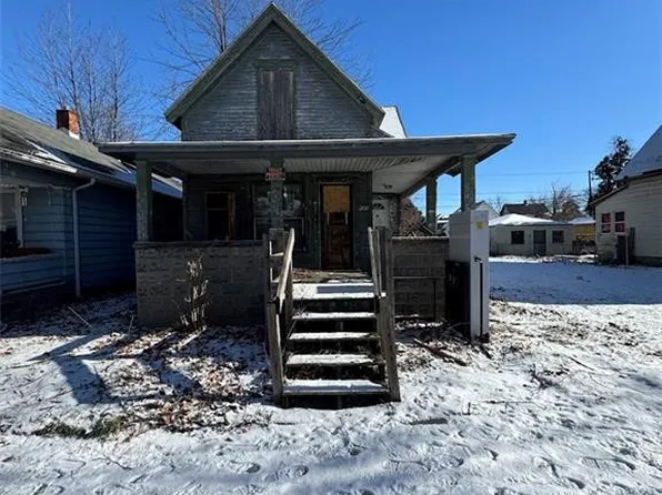 841 Clark St, Toledo, OH 43605