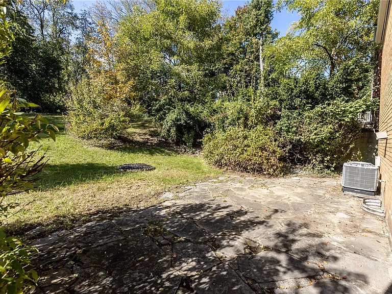 2982 Kestner Ave — Photo 23