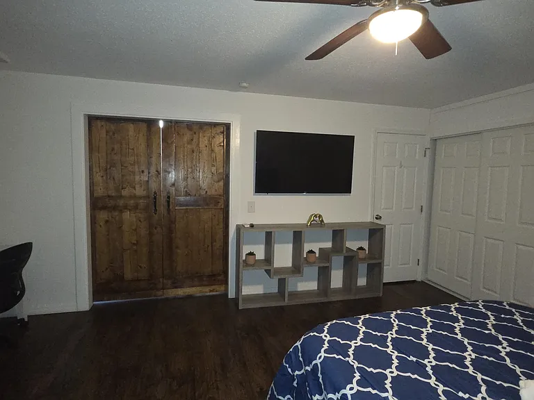 1014 W Beacon Rd #3 — Photo 3