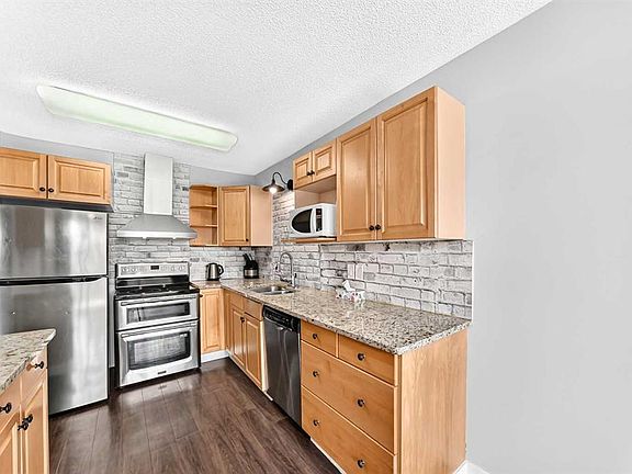 3rd image of 500 W Allen St SE #515