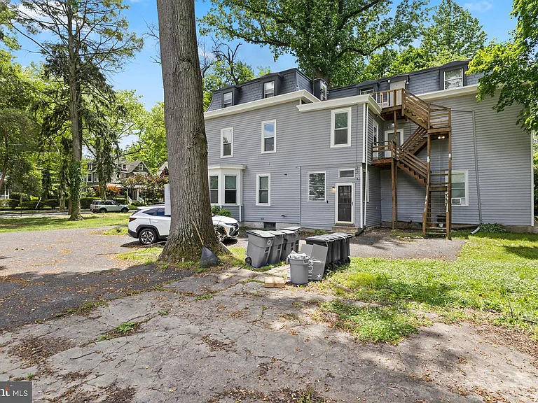 117 E Walnut Ave #D — Photo 21