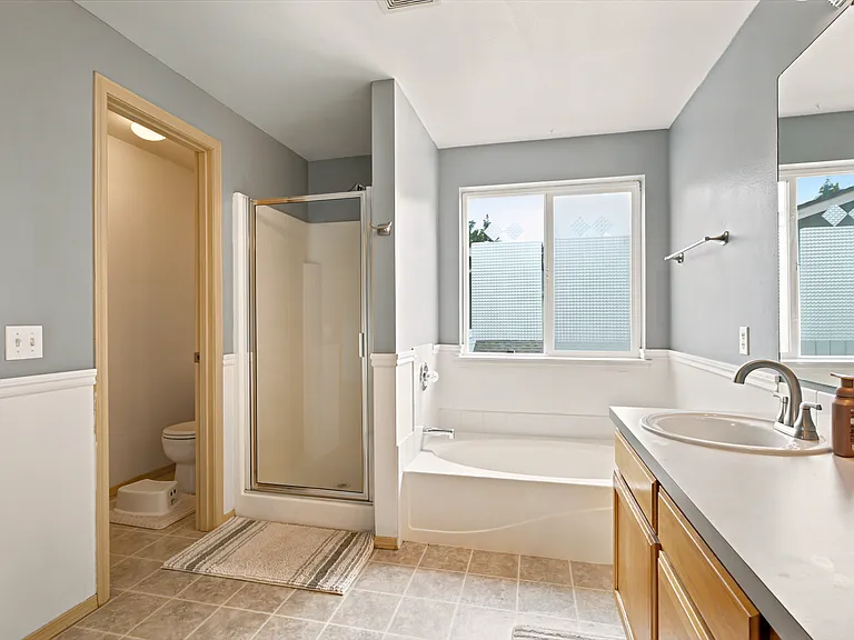 3815 184th St E — Photo 21