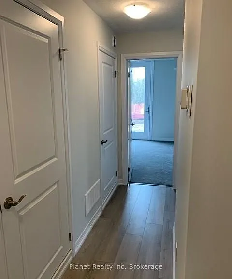 261 Woodbine Ave #67 — Photo 10