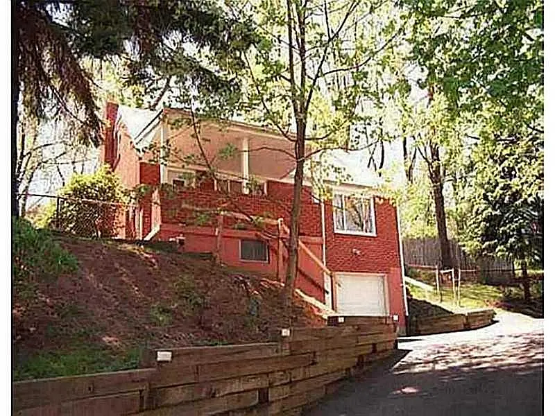 108 Hazel Rd photo 1