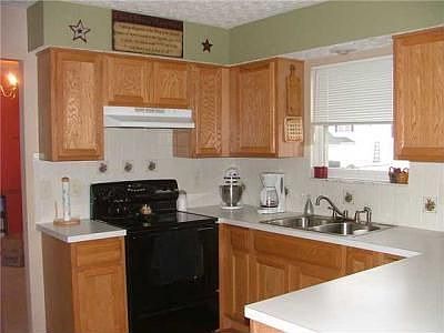5th image of 4369 Knoll Crest Dr