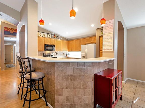 Slaughter - W. Vaughn Breakfast bar