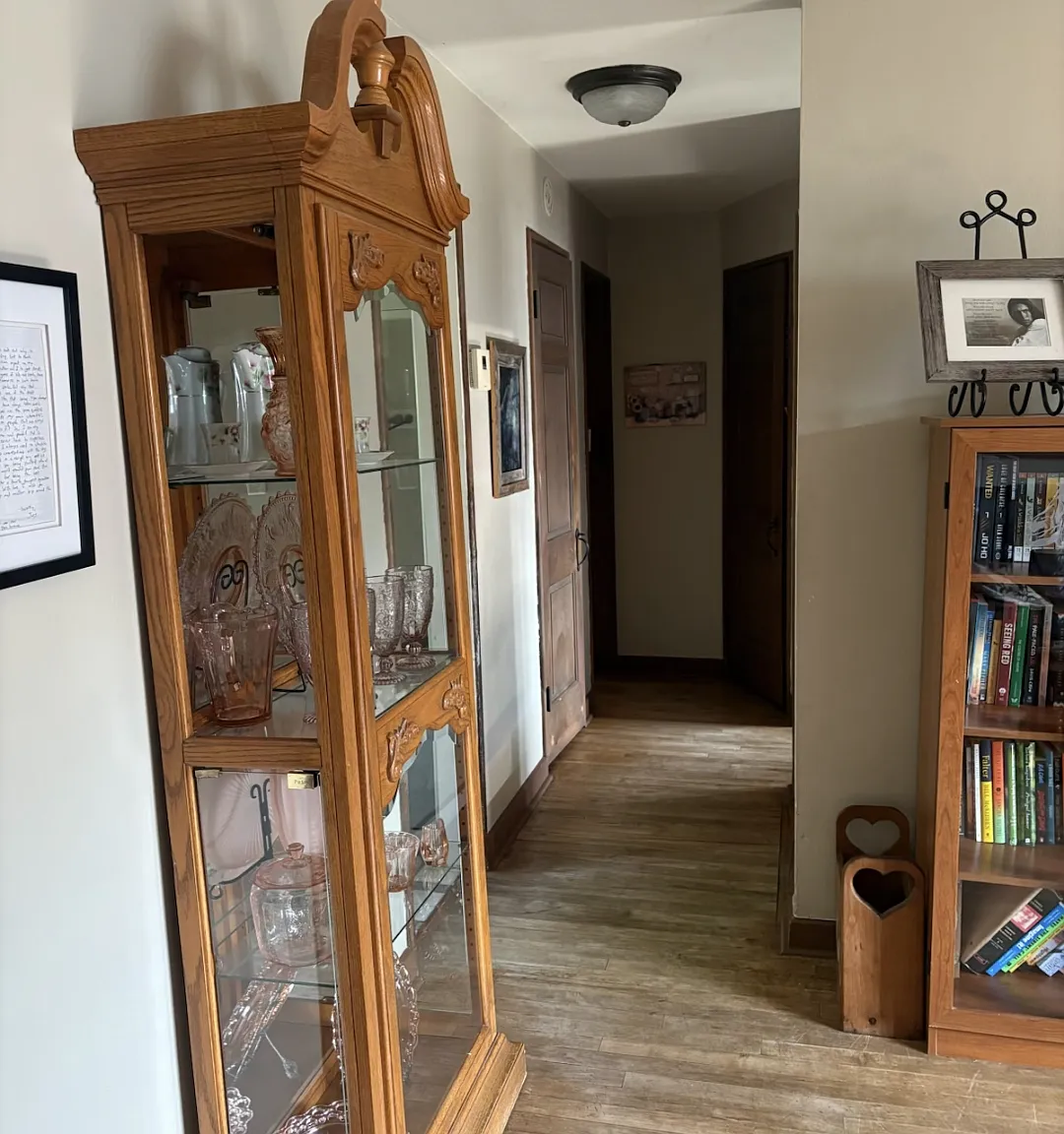 5603 Badger Ct — Photo 2