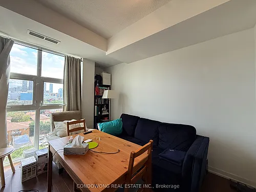 10 Willison Sq #1012 Photo 1