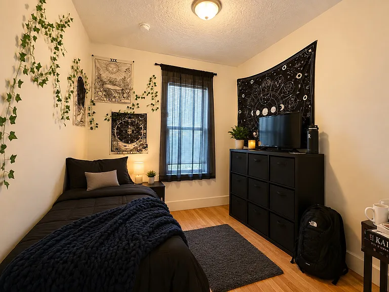 47 Buttonwood St #3 — Photo 9