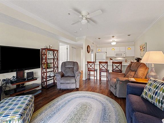 4th image of 6035 Lake Rd W APT 416