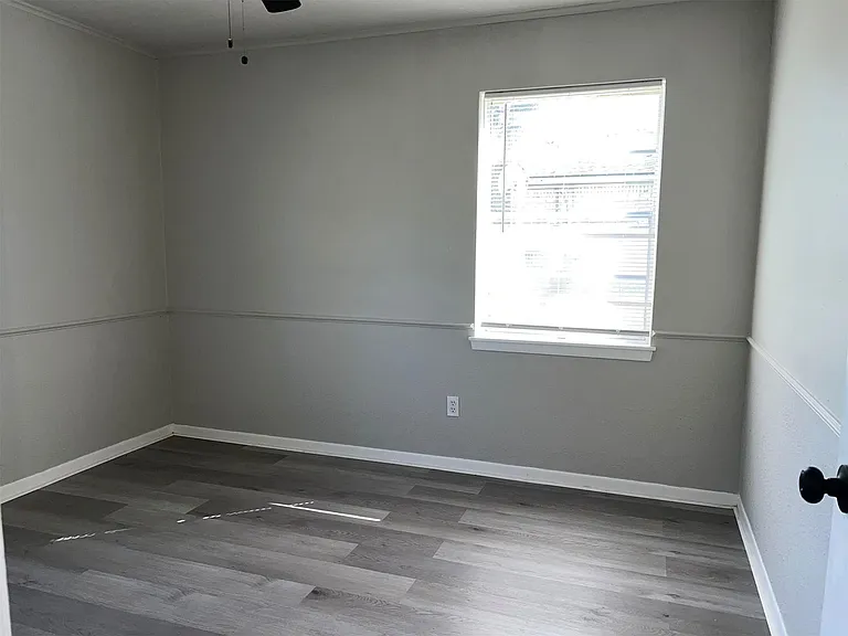 224 Stuart St — Photo 19