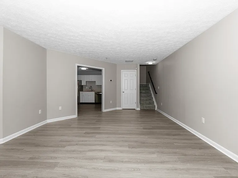 10 Ironstone Ct #E — Photo 3