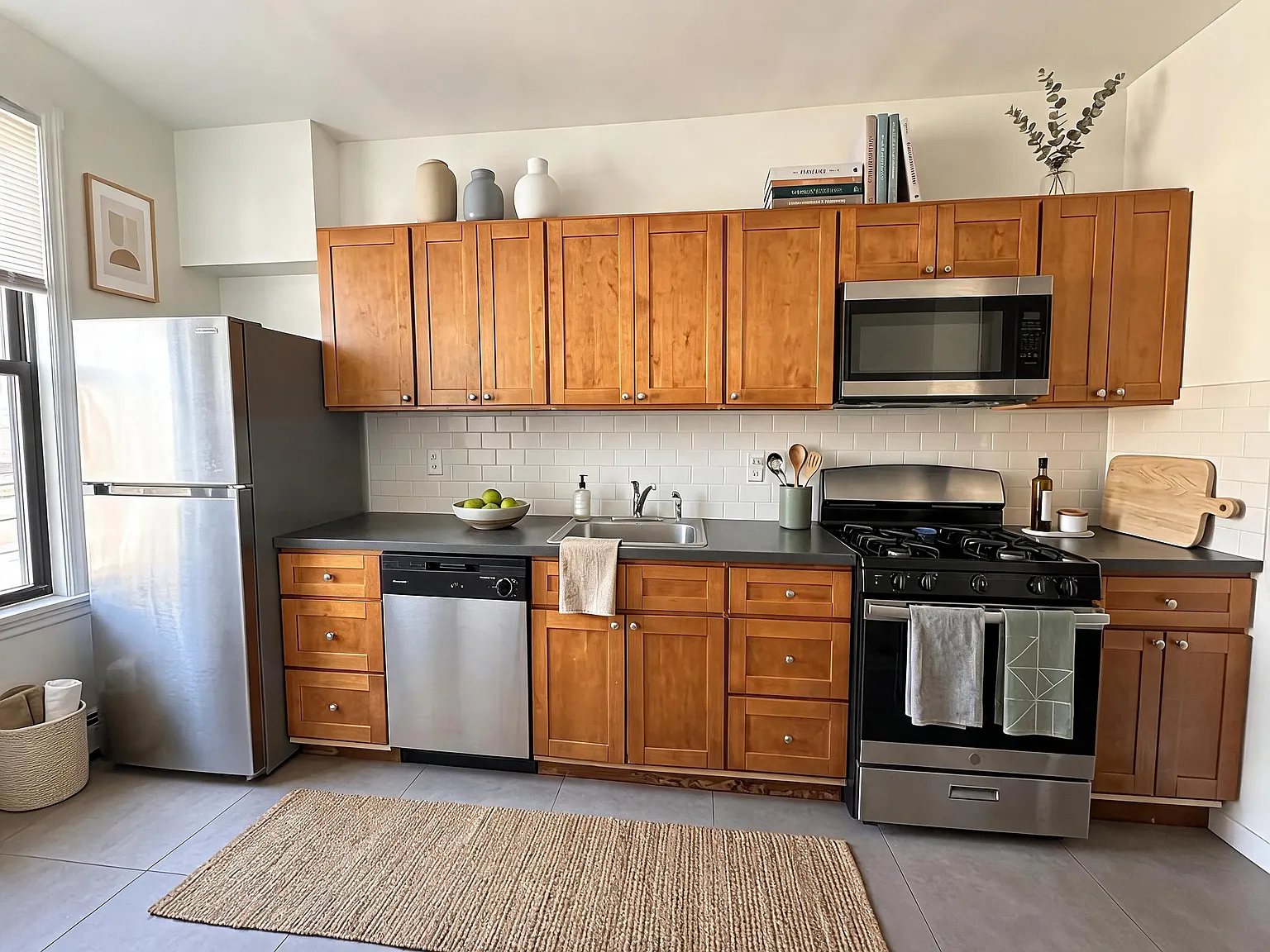2 bed, 785 sqft, $2,195 — Photo 4