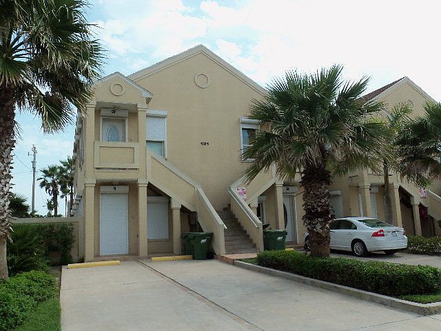 1st image of 131 E Saturn Ln #3