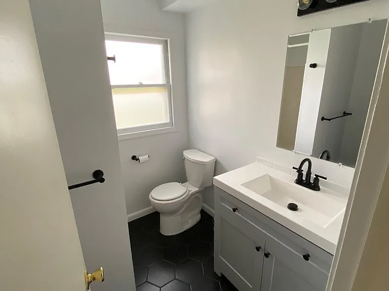 1393 Carriage Hill Dr SE — Photo 13