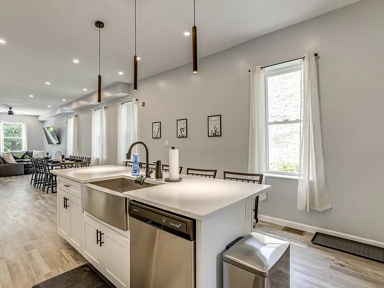 5321 Wakefield St — Photo 7