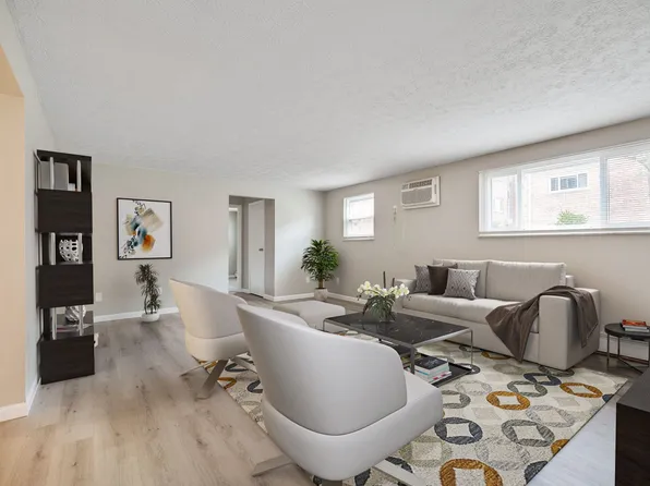 Clearwater Apartments, 8759 Reading Rd #Cw-16-02, Cincinnati, OH 45215