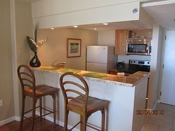 2nd image of 177 Ala Moana Blvd