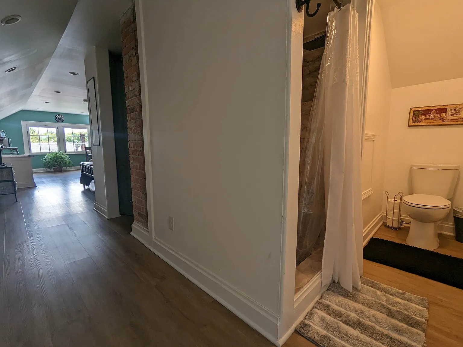 1 bed, 1450 sqft, $1,900 — Photo 4