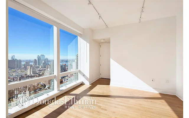 Rented by Douglas Elliman | media 51