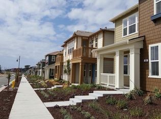 235 9th St, Marina, CA 93933