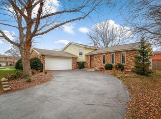 1259 Brook Crossing Ct, Naperville, IL