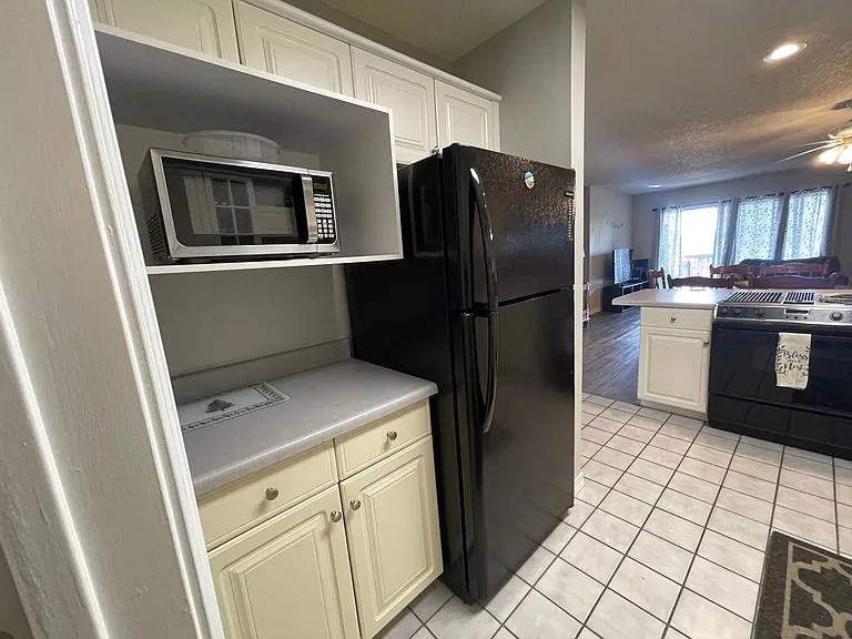 193 Avondale Dr #10 — Photo 10
