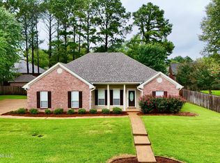 205 Stonebriar Ln, Brandon, MS 39042