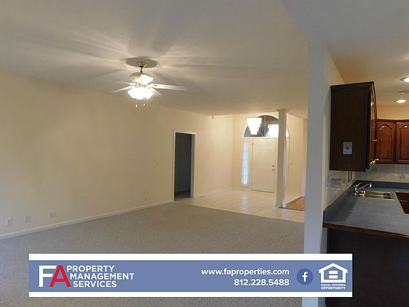 3rd image of 6655 Oakshire Ct