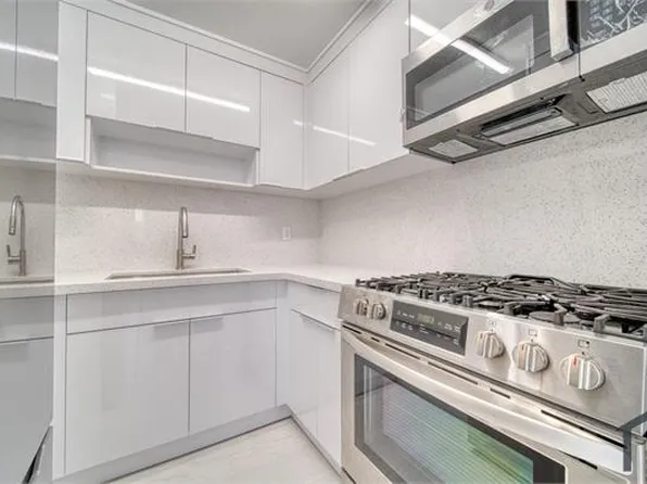 7101 SW 89th Ct APT 110, Miami, FL 33173