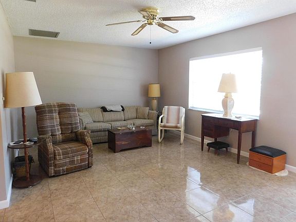 5th image of 7503 Deland Avenue
