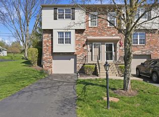 3073 Raintree Dr, Gibsonia, PA
