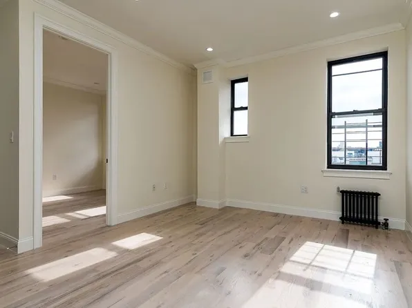 946 Bushwick Avenue image 1 of 10