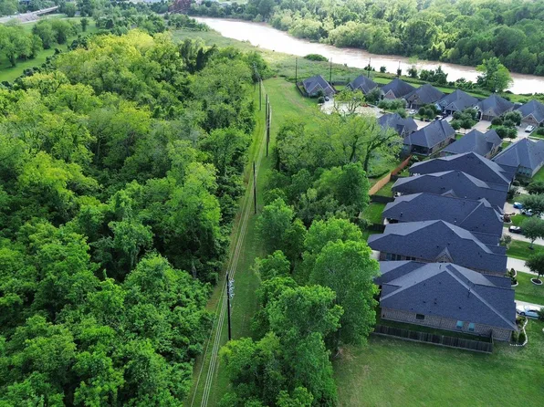 10 Eden Hollow Ln, Richmond, TX 77406
